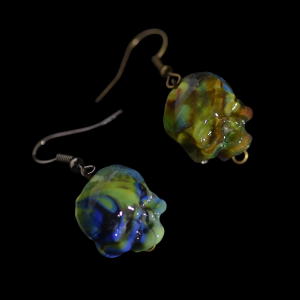 boucles d'oreilles crâne vert fusion