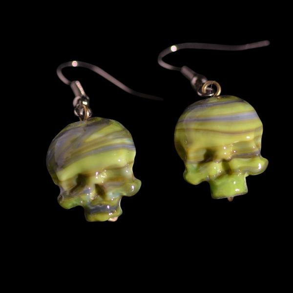 Boucles d'oreilles en verre crâne uranus